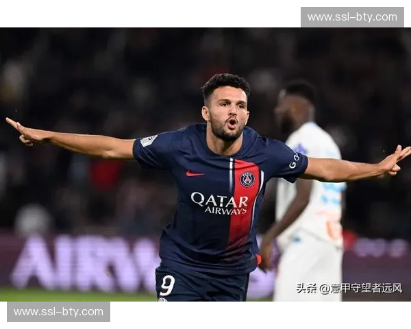 雷恩采用5-4-1深度防守阵型 全员退守压缩巴黎进攻空间