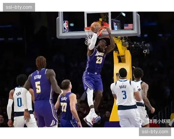 湖人客场128-134不敌独行侠,末节反扑未果遗憾落败